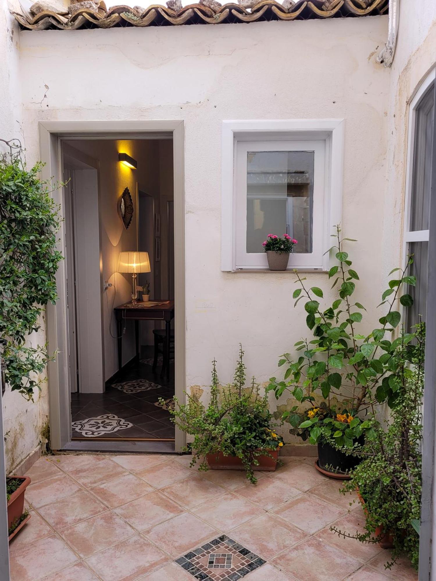 B&B Loft Famiglia Arezzo Ragusa Exteriör bild